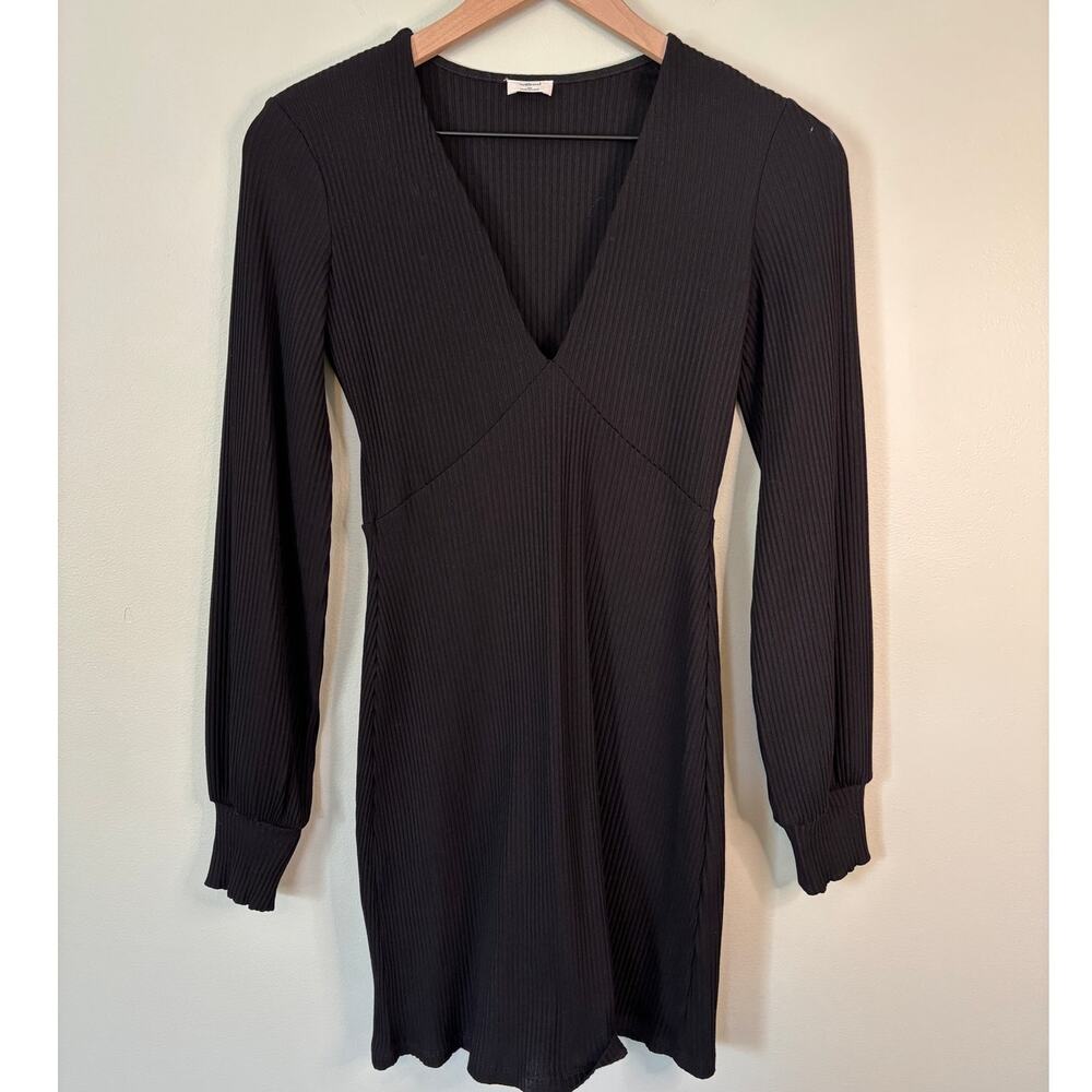 Aritzia Wilfred Black Jeanne Dress XS Long Sleeve Ribbed Mini Fall Office Siren